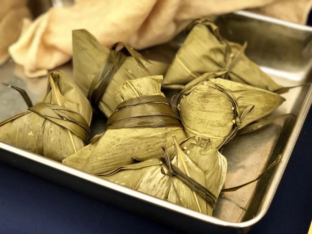 5.10妈妈的餐桌·北京盈科中心——写字楼里的农园市集