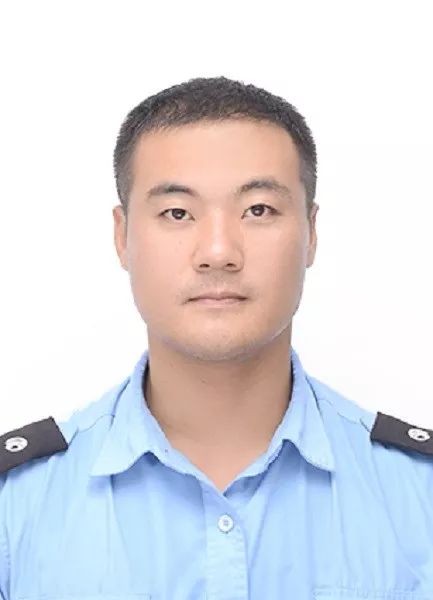 安丘的宋非非、高子目！你俩人火了！干出来的事让人拍手叫好！