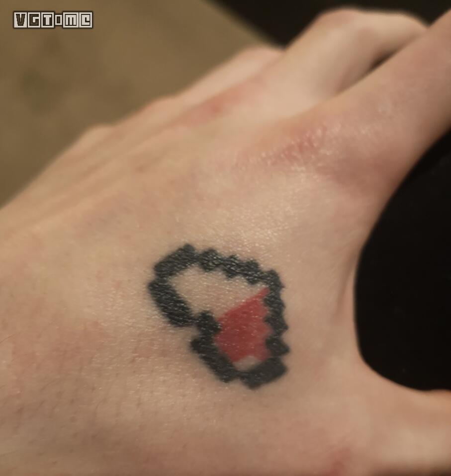 为什么他们决定把游戏符号纹在身上?