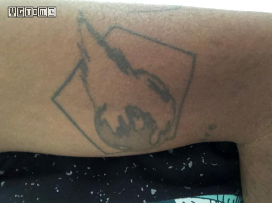 为什么他们决定把游戏符号纹在身上?