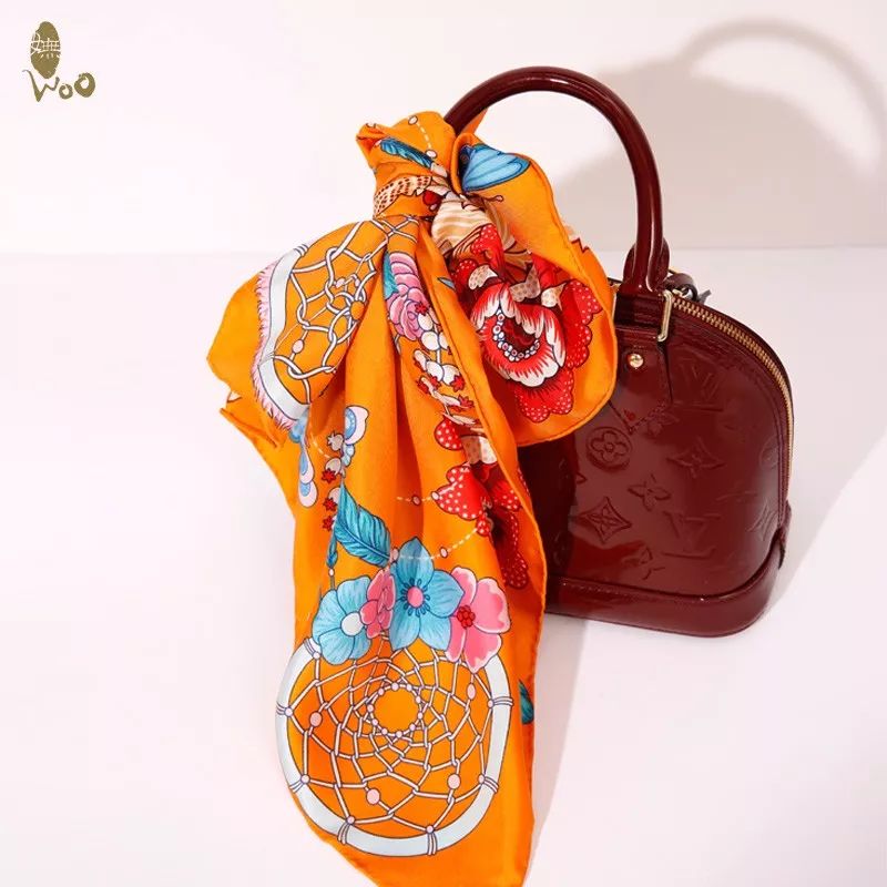 丝巾的各种造型女,一条丝巾美出万千风情