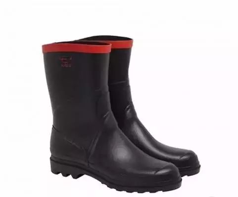 今天立夏,我却在买雨伞、雨靴和雨衣?!为了美也是拼了……