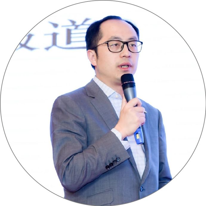 分析了绝味、霸蛮、乡村基等10个餐饮品牌，我们总结出一条共性