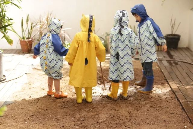 带娃去海边玩夏天泳衣怎么选,夏天带娃去海边泳衣推荐