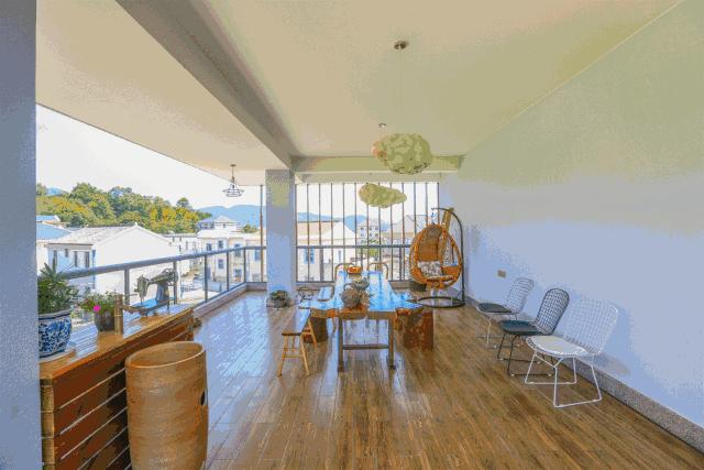 碧海蓝天三亚湾民宿,一间与海零距离的海景民宿