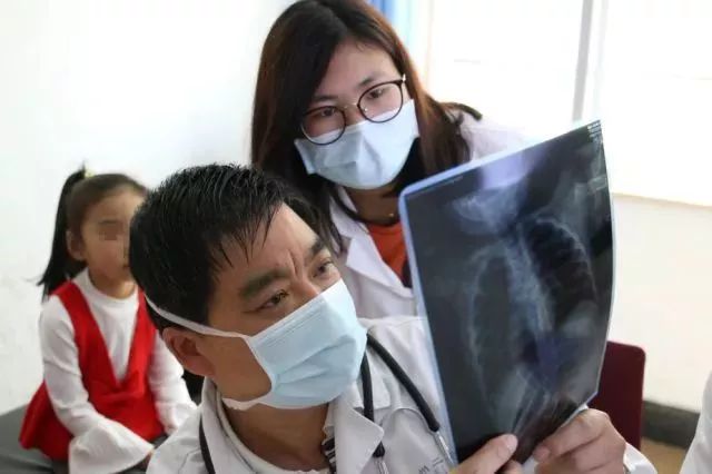 做一名普通的儿科医生,做一名优秀的儿科医生