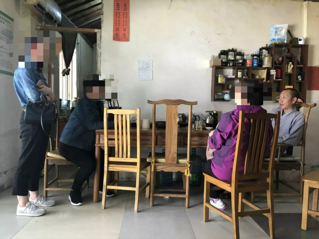 一个和尚救助了200多个孩子,一个和尚拯救寺庙