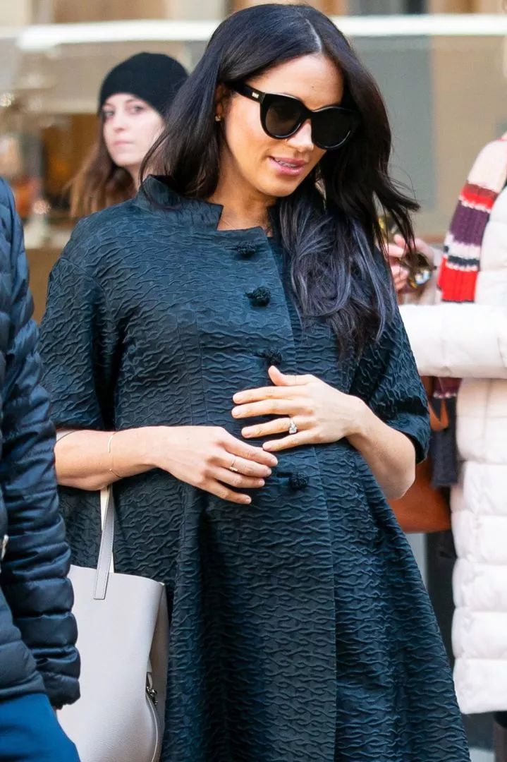 有必要买雷朋太阳镜吗,青年选择哪款雷朋墨镜