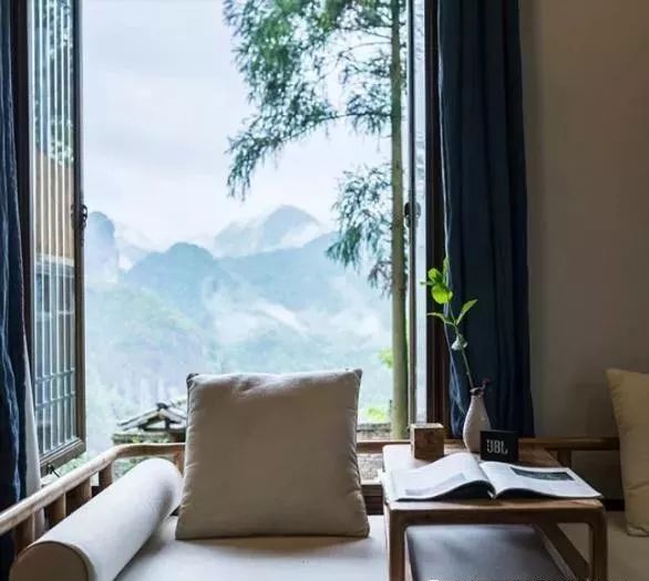 一个人有福气的三个迹象,一个人有福气看哪些表现