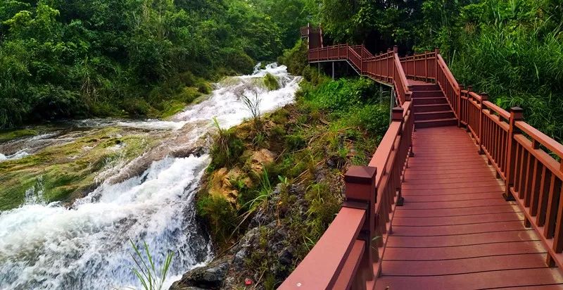 头条|不想走的太远？那我们就去百色这些美到窒息的旅游景点看看吧