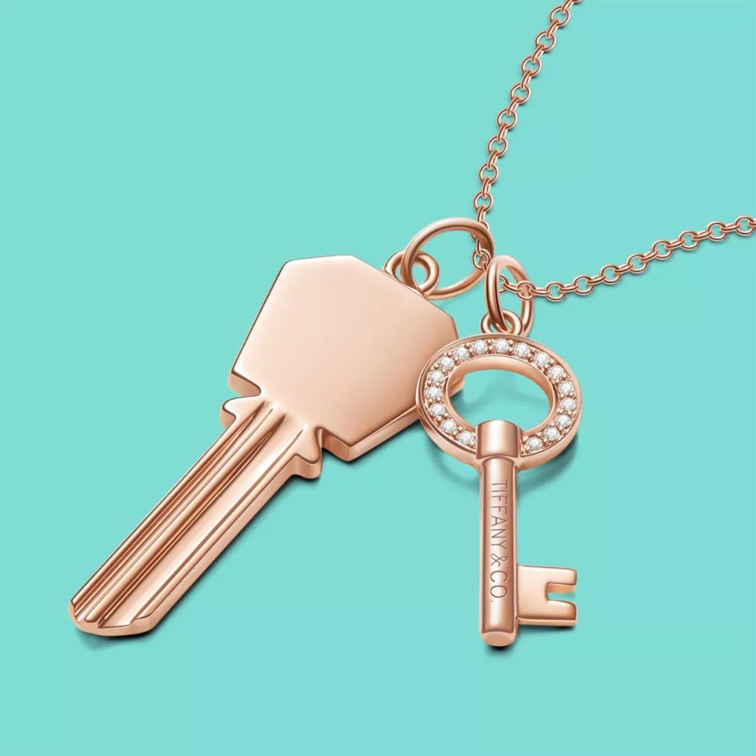 520甜蜜告白巅峰对决,刘昊然现身tiffany品牌活动