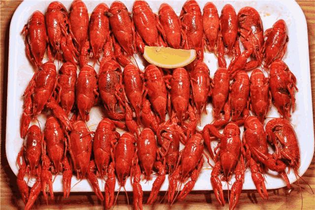 狂舔手指不能停!簋街仔仔小龙虾超值抢购来啦!仅66元抢原价150元给力虾双人套餐!满分的味道,极致的享受!快来pick一下!