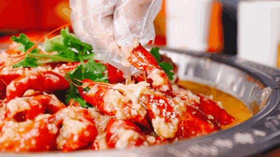 狂舔手指不能停!簋街仔仔小龙虾超值抢购来啦!仅66元抢原价150元给力虾双人套餐!满分的味道,极致的享受!快来pick一下!