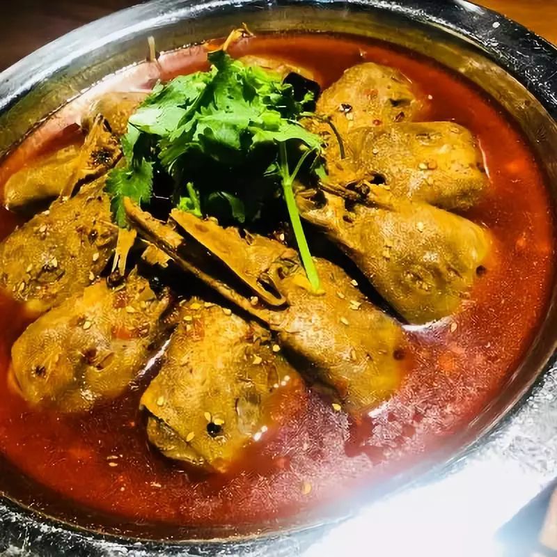 狂舔手指不能停!簋街仔仔小龙虾超值抢购来啦!仅66元抢原价150元给力虾双人套餐!满分的味道,极致的享受!快来pick一下!