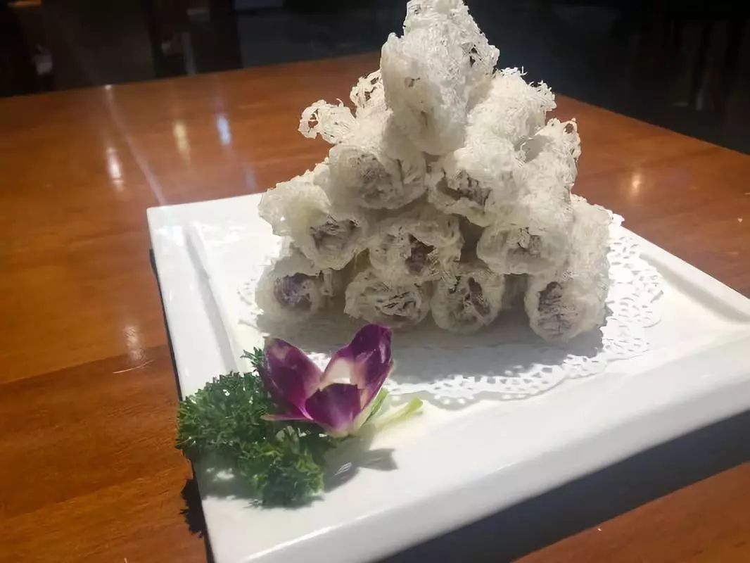 狂舔手指不能停!簋街仔仔小龙虾超值抢购来啦!仅66元抢原价150元给力虾双人套餐!满分的味道,极致的享受!快来pick一下!