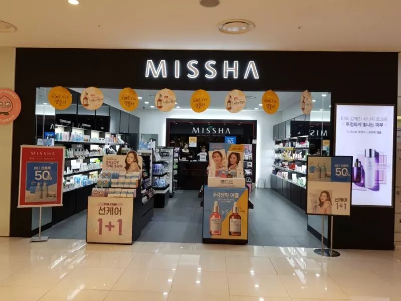 中国专卖店还在找出路,韩国同款路边店面临“重生”