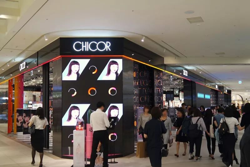 中国专卖店还在找出路,韩国同款路边店面临“重生”