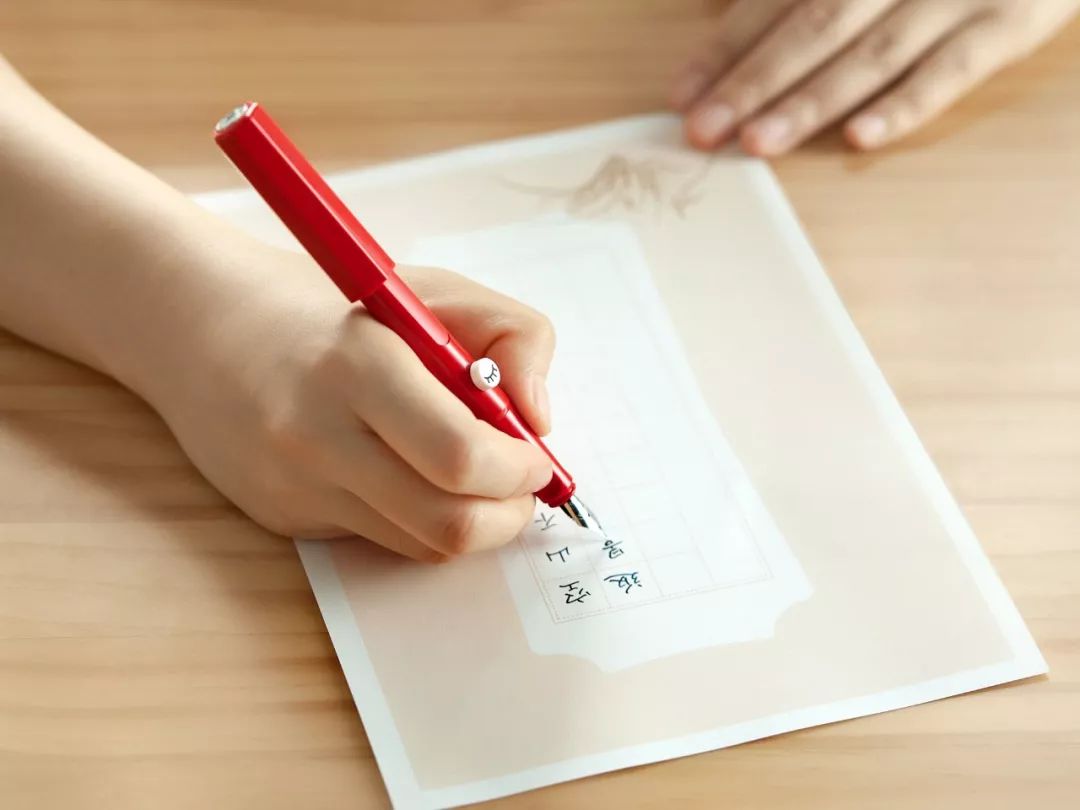 高端儿童钢笔推荐,性价比超高有设计的钢笔