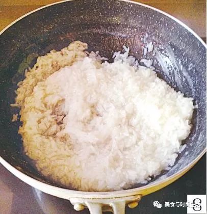 自己在家怎么做黄米凉糕,黄米凉糕最正宗的做法