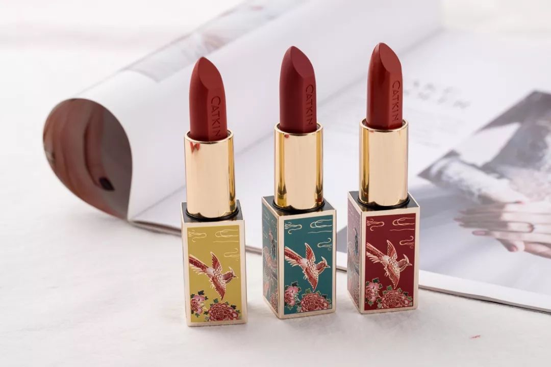 颐和园口红三款,章若楠口红镜面唇釉