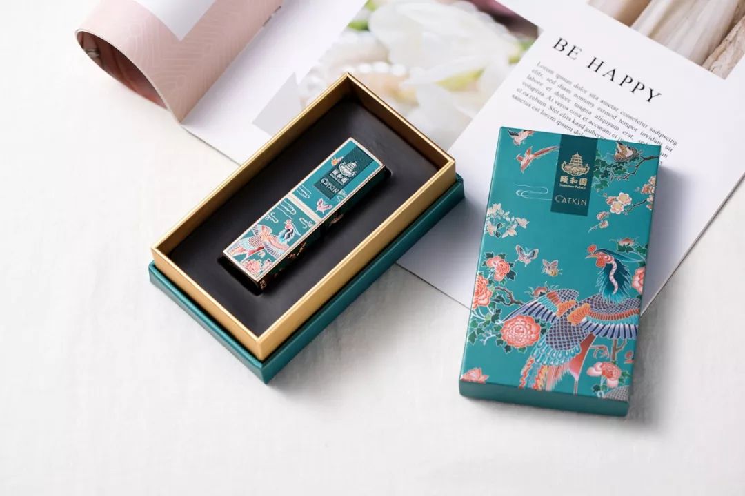 颐和园口红三款,章若楠口红镜面唇釉