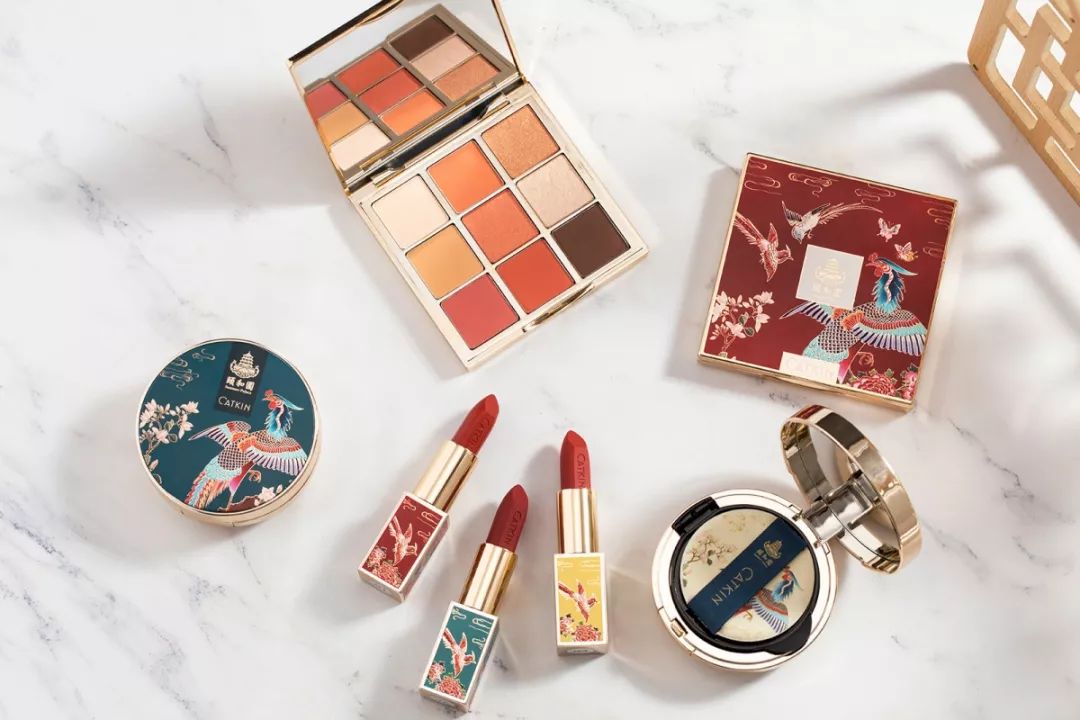 颐和园口红三款,章若楠口红镜面唇釉