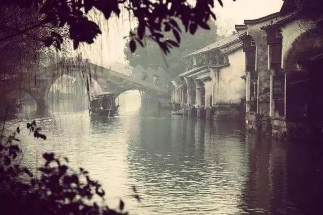 乌镇是人造景观吗,乌镇是真的古镇吗