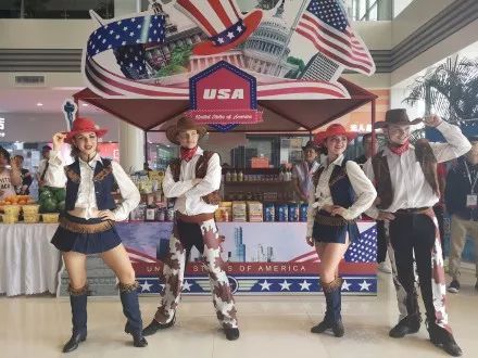 今天，60多家世界电商云集郑州！2万多种全球好货来到家门口！