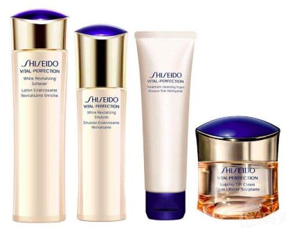 原来这些长相年轻的妈妈都有一套保养秘籍，赶紧转给我妈看~