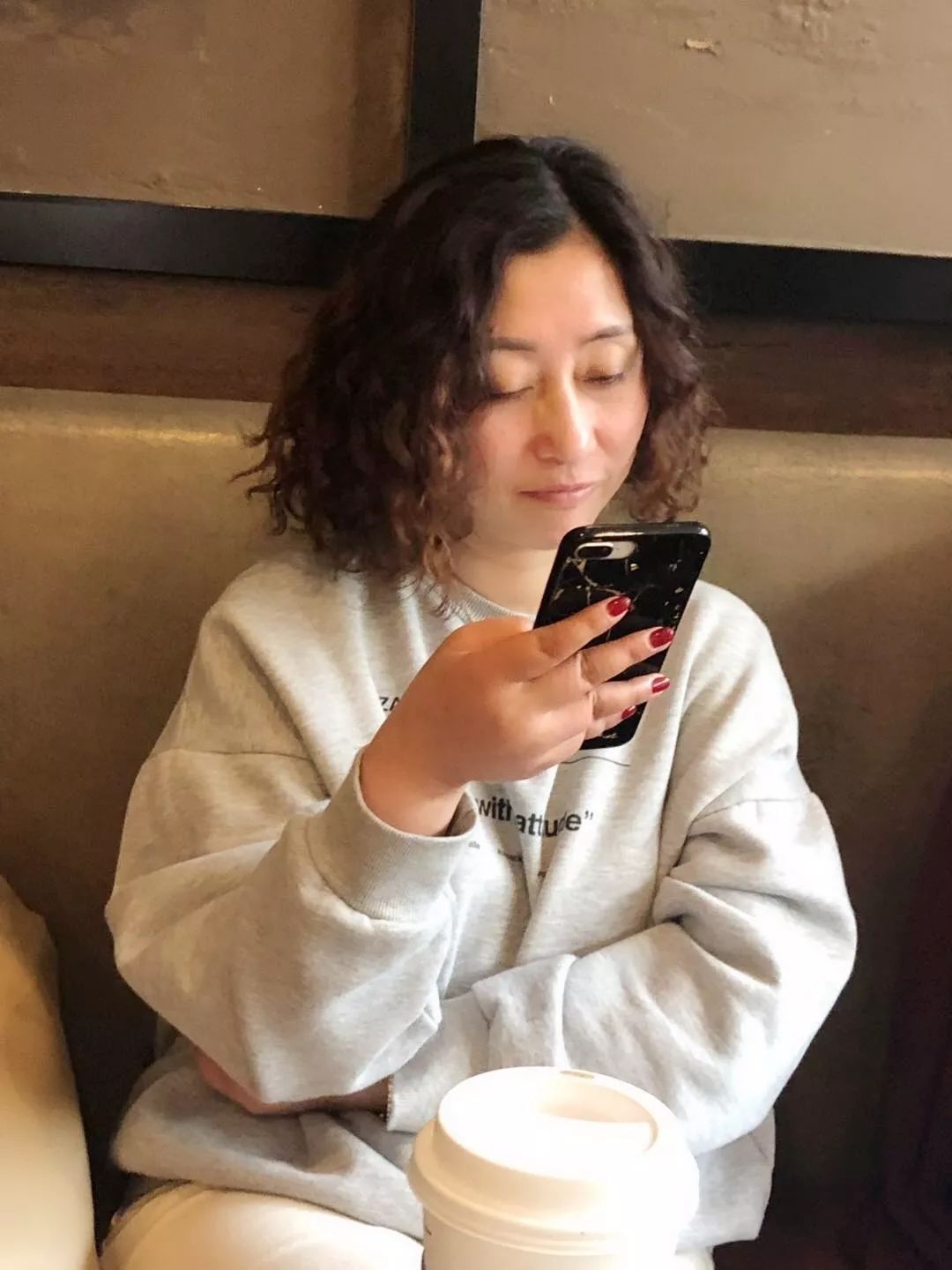 原来这些长相年轻的妈妈都有一套保养秘籍,赶紧转给我妈看~