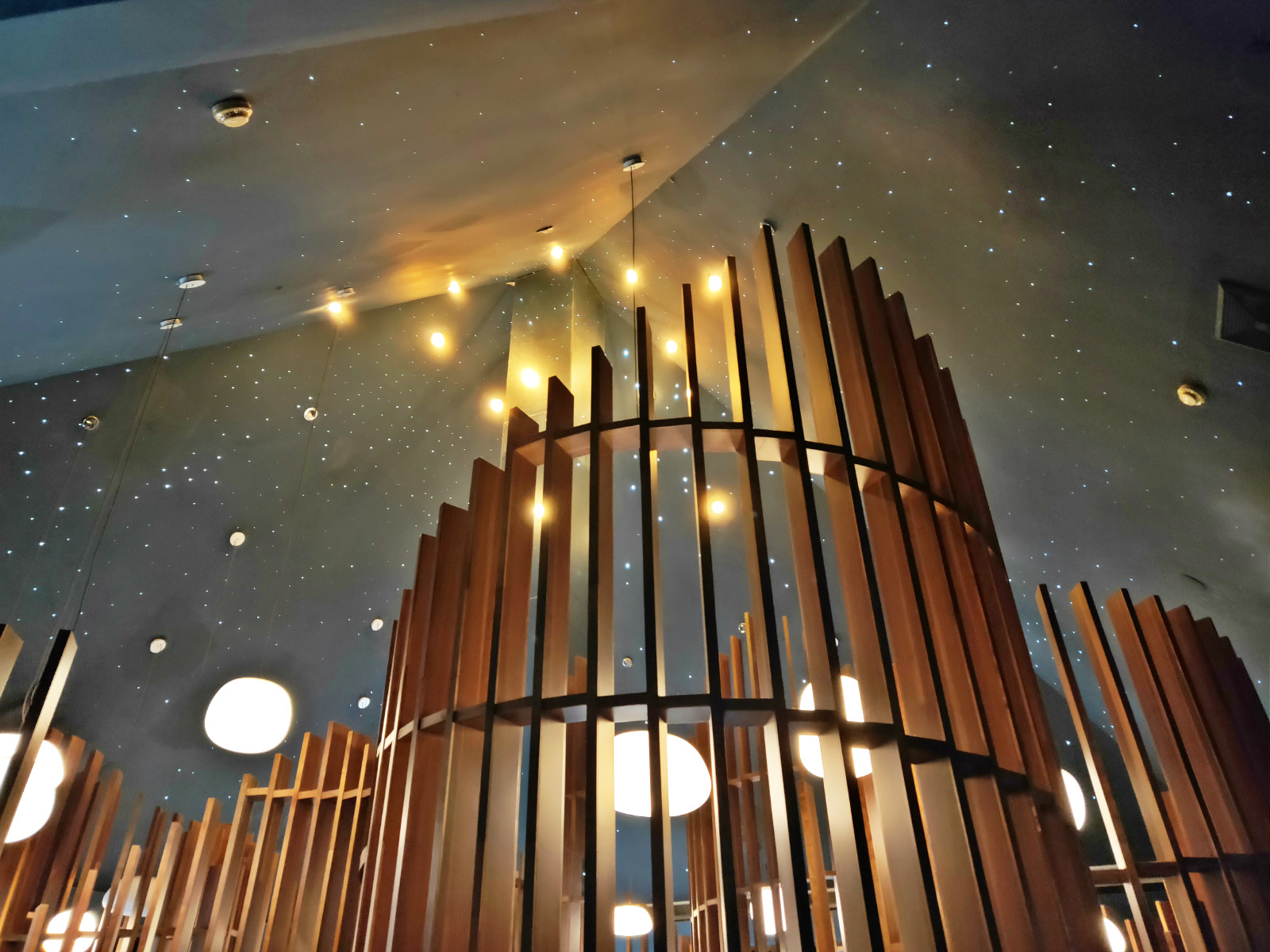 松江好人|金浩：一生“钟书”者百年书店人