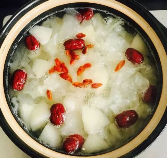 怎样煮银耳汤才会好喝,银耳汤怎么煮比较好吃