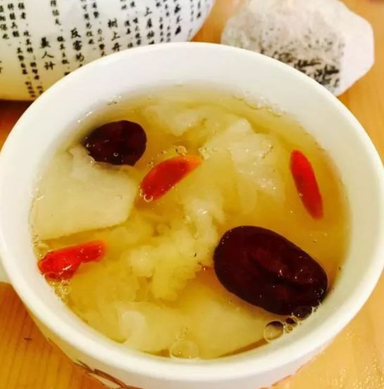 怎样煮银耳汤才会好喝,银耳汤怎么煮比较好吃