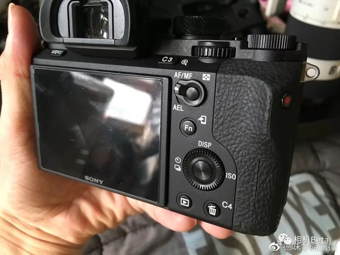 索尼全画幅微单性价比最高的二手 (二手索尼微单选购的一些小建议)
