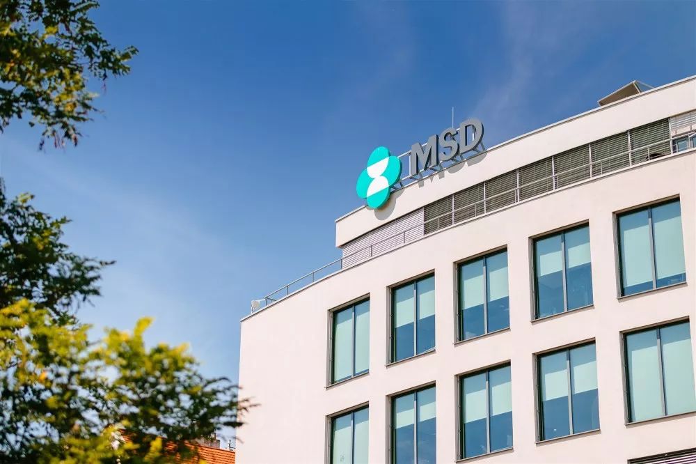 医药健闻周报|罗氏、默克创新中心落地上海;阿尔茨海默症新药在美提交上市申请