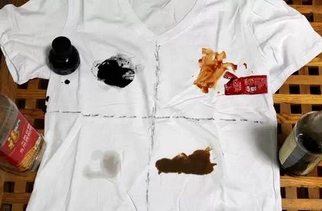 怎样洗除衣物上的血渍和霉渍,衣物上面的锈渍怎么去除