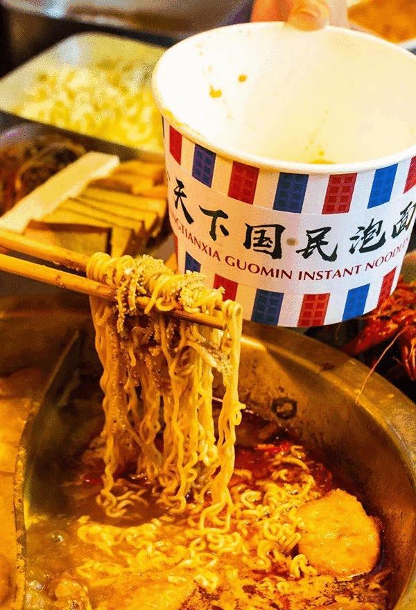 采访奶茶店老板采访稿,采访奶茶店老板应该问些什么问题