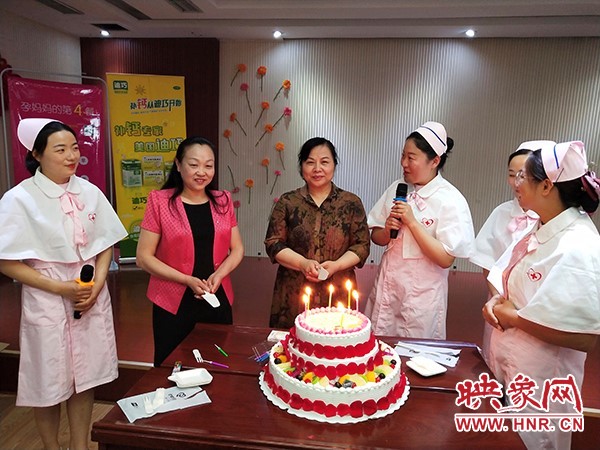 护士节与母亲节撞个满怀,护士节撞上母亲节主持词