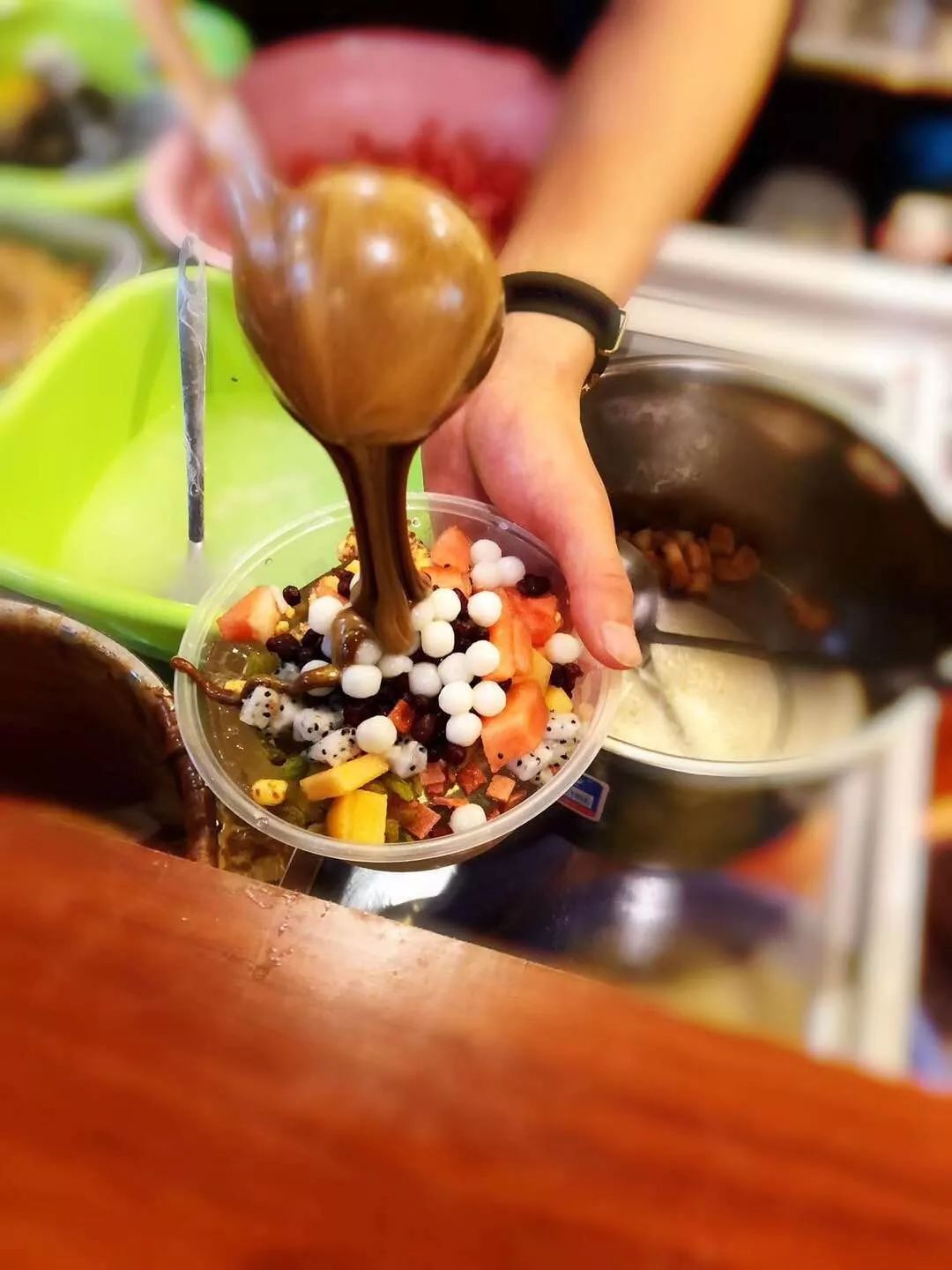 冰粉夏季糖水,冰冻西米露凉粉