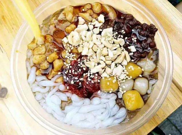 冰粉夏季糖水,冰冻西米露凉粉