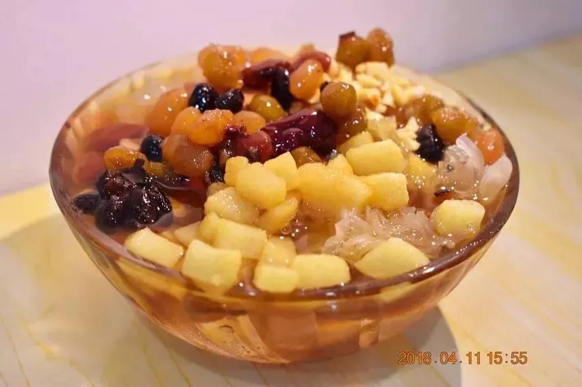 冰粉夏季糖水,冰冻西米露凉粉