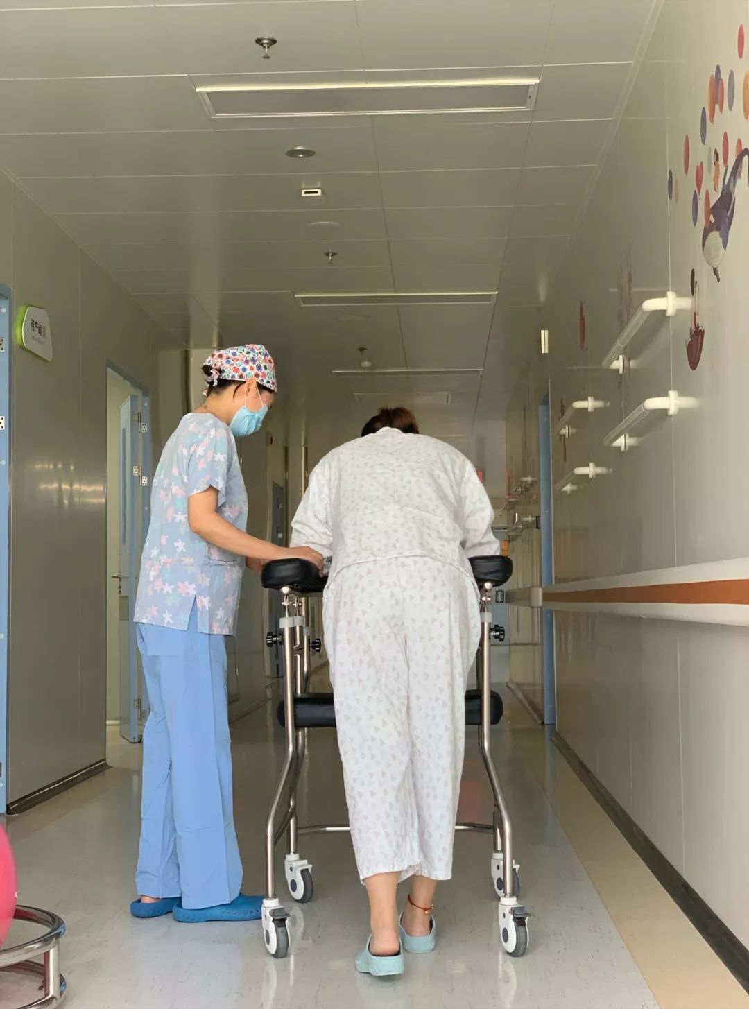 义乌全市13位优秀护士小姐姐集体亮相!为她们打call