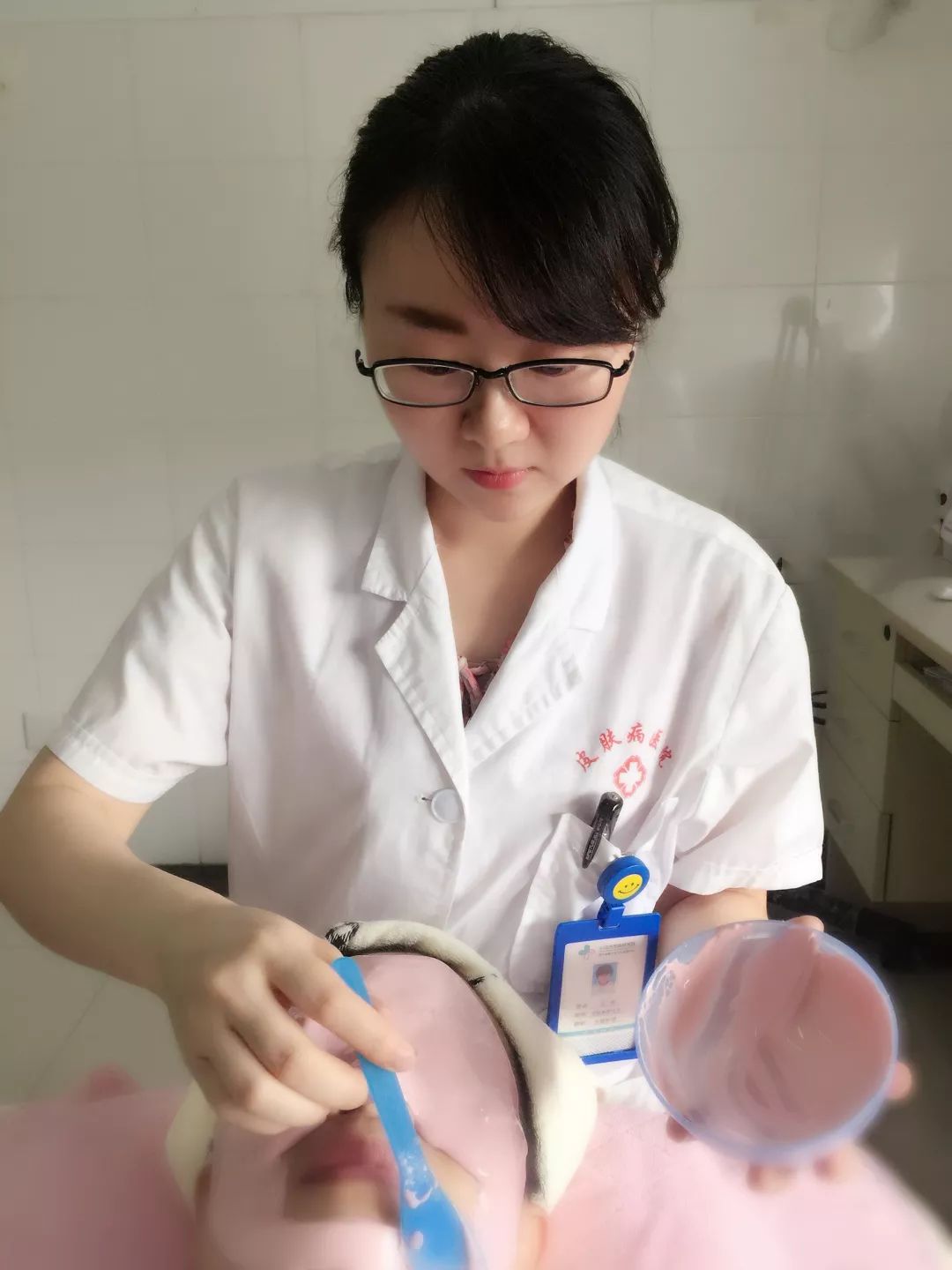 义乌全市13位优秀护士小姐姐集体亮相!为她们打call