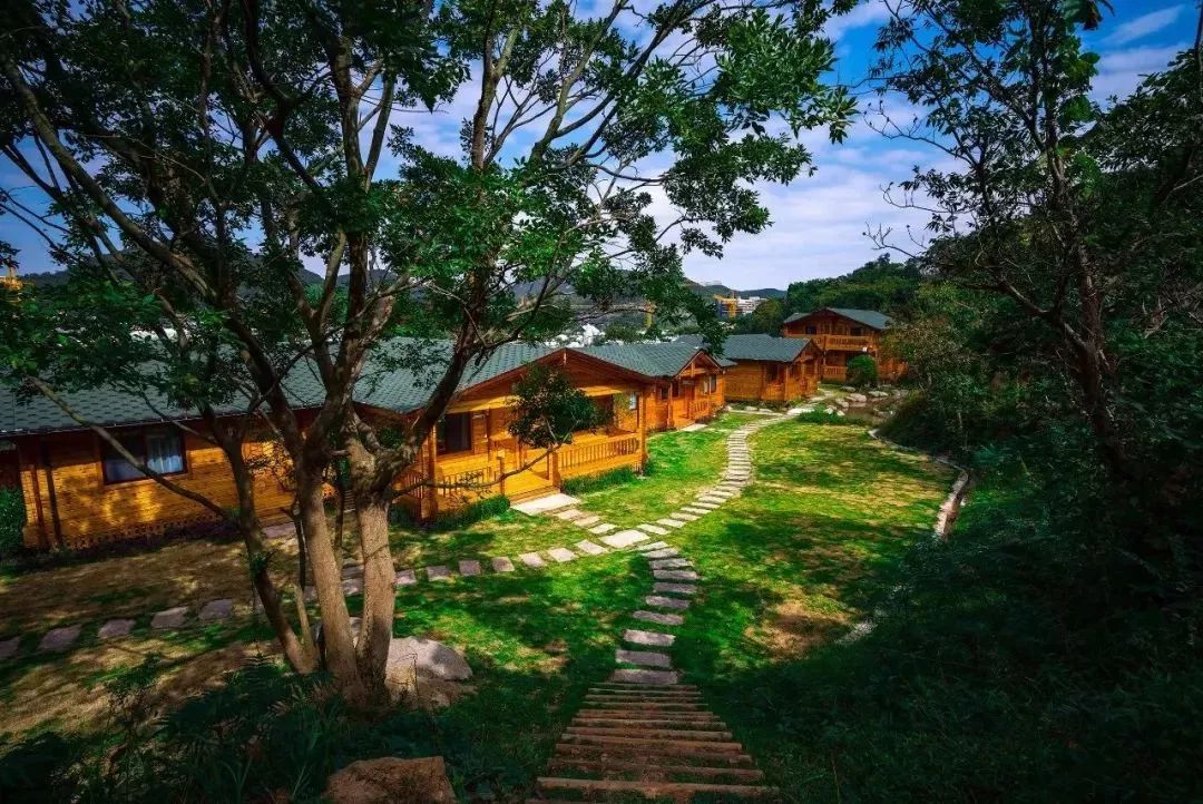 碧海蓝天三亚湾民宿,一间与海零距离的海景民宿