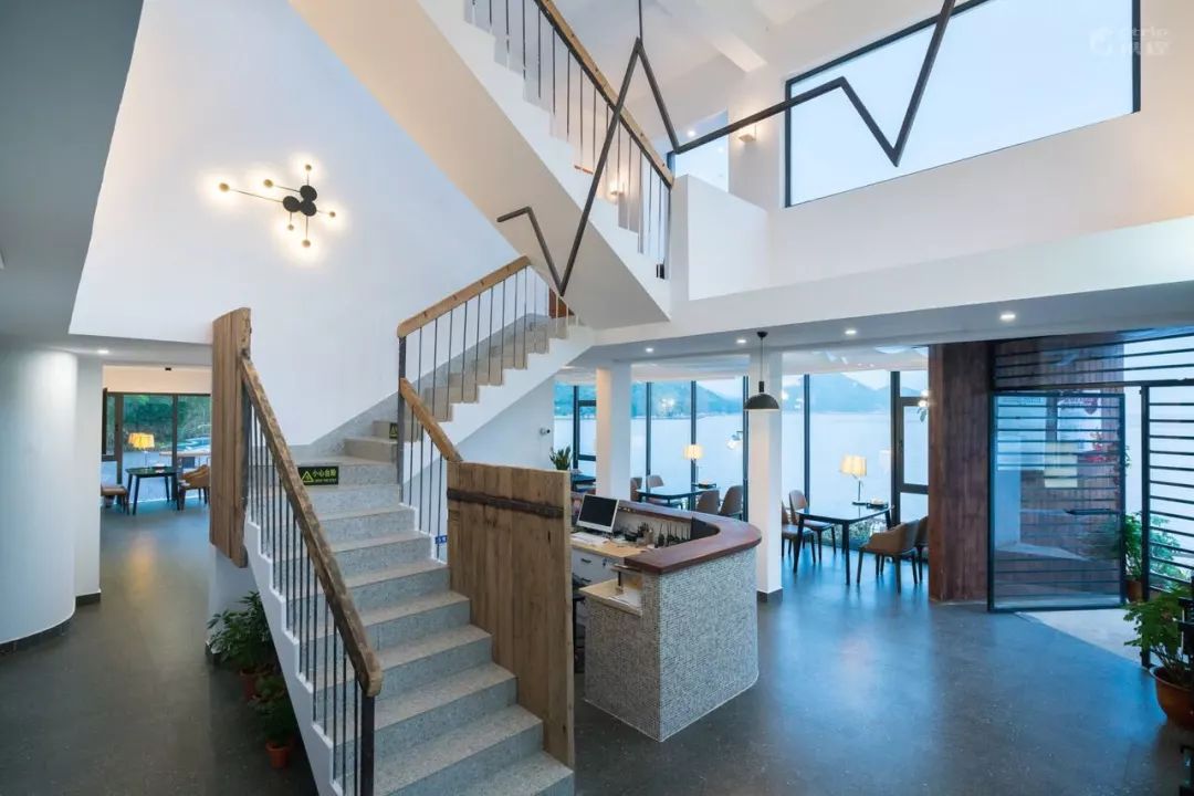 碧海蓝天三亚湾民宿,一间与海零距离的海景民宿