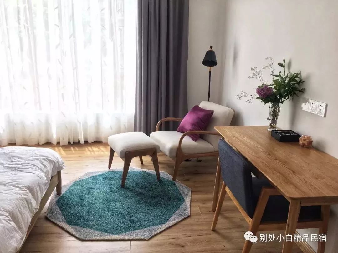 碧海蓝天三亚湾民宿,一间与海零距离的海景民宿