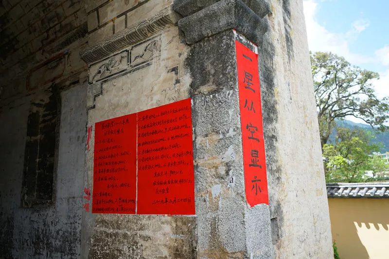 从丽江到茨中：菜场买恶魔果实、修道院酿酒士、高原油泼面……开启了无数的第一次|香格里拉环线（上）