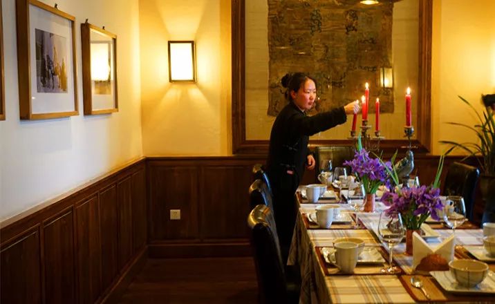 从丽江到茨中：菜场买恶魔果实、修道院酿酒士、高原油泼面……开启了无数的第一次|香格里拉环线（上）