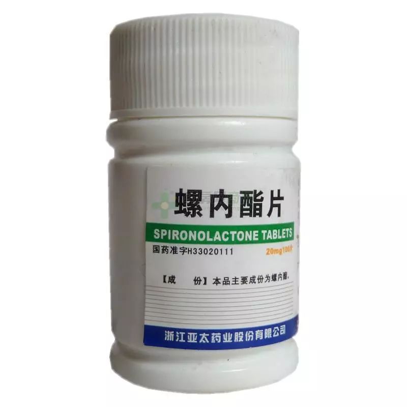 脸又油还起皮怎样调理,脸又油又干怎么上妆