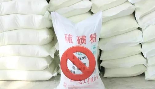 鼻头总是挤出白色丝条中医辨证,鼻头一挤就有白丝